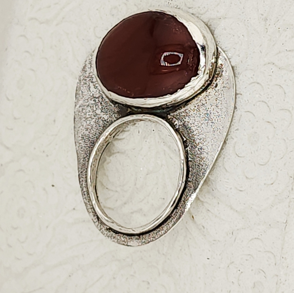 CARNELIAN AVANT GARDE STATEMENT RING IN RECYCLED STERLING SILVER METAL SIZE 9